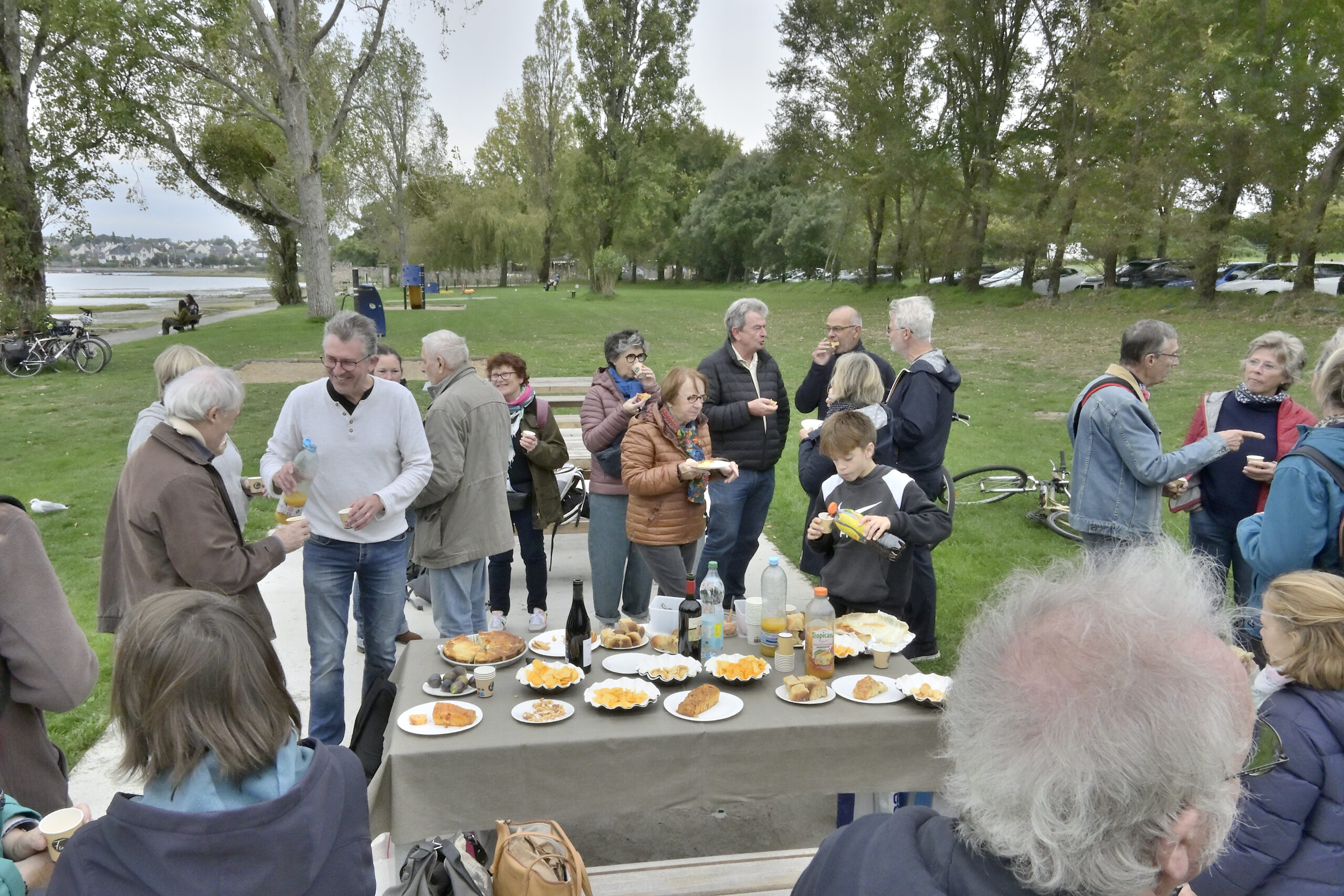 Moment de convivialité : pique-nique à Larmor-Gwened